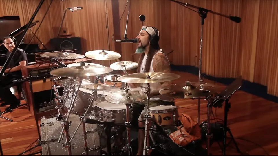 <p class="exampleTitle">“A Place in Your World” <span class="inlineExampleRecorded">Studio</span></p><p class="exampleArtist">Flying Colors</p>